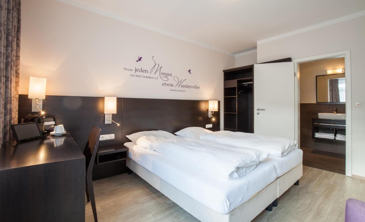 Hotel Sleepbeeone Wilhelmshaven Zewnętrze zdjęcie