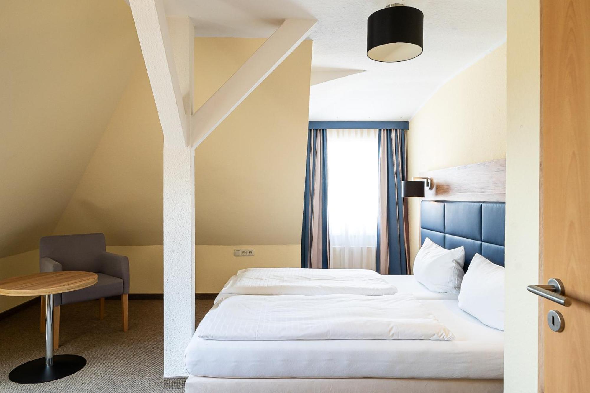 Hotel Sleepbeeone Wilhelmshaven Zewnętrze zdjęcie