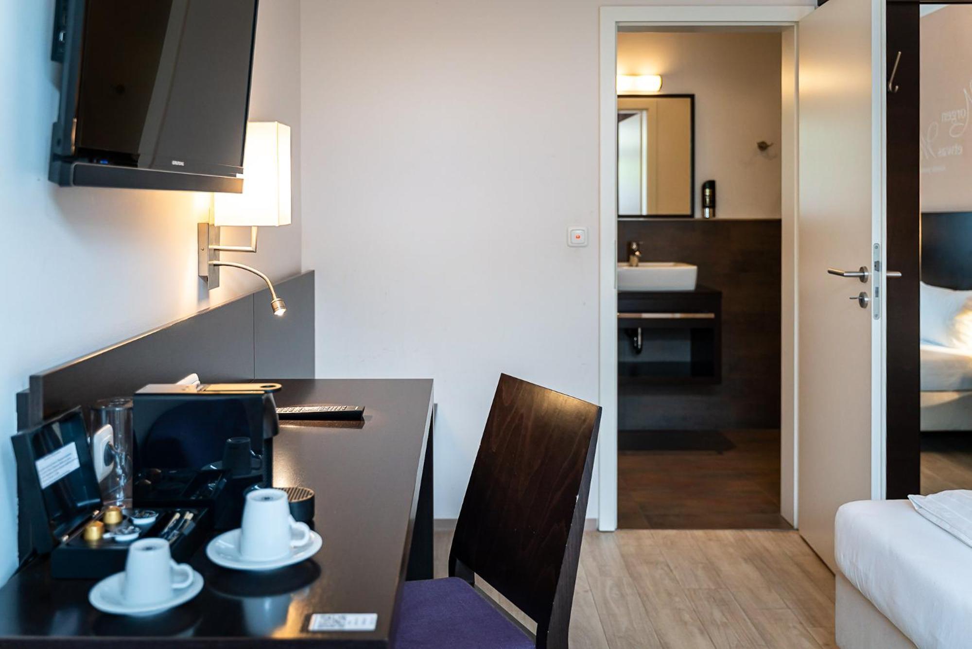 Hotel Sleepbeeone Wilhelmshaven Zewnętrze zdjęcie
