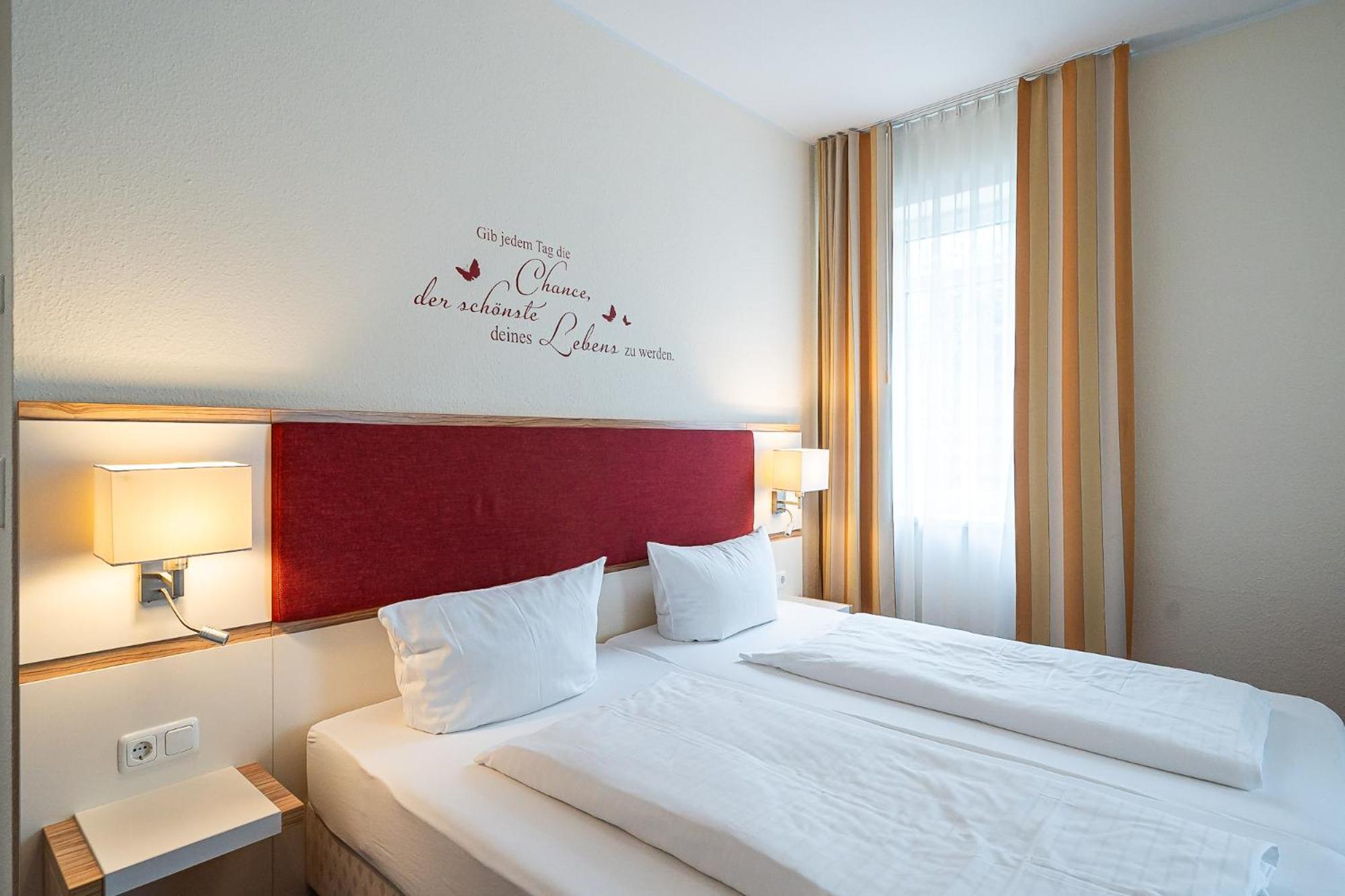 Hotel Sleepbeeone Wilhelmshaven Zewnętrze zdjęcie