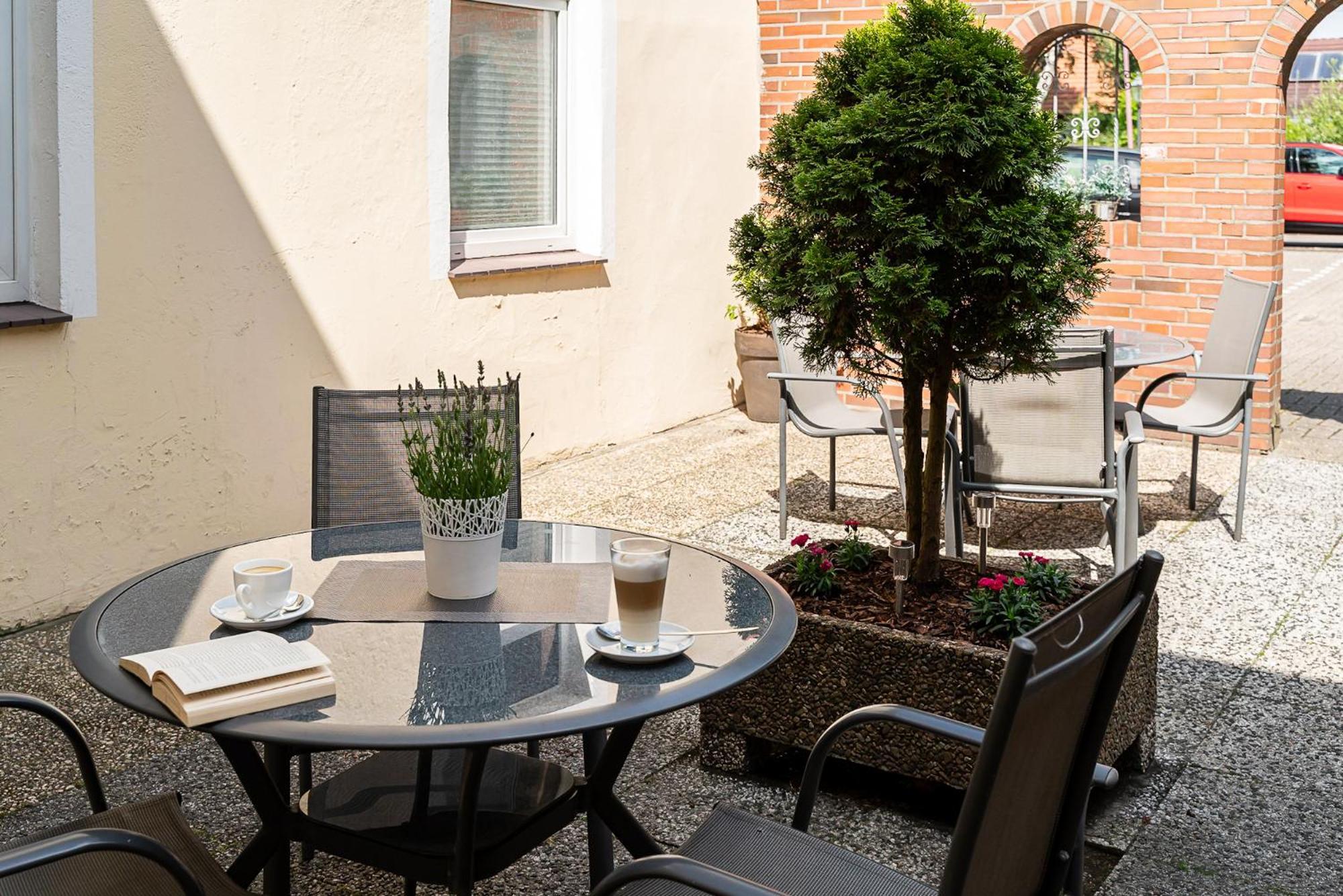 Hotel Sleepbeeone Wilhelmshaven Zewnętrze zdjęcie