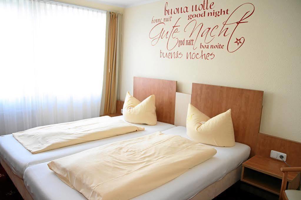 Hotel Sleepbeeone Wilhelmshaven Zewnętrze zdjęcie